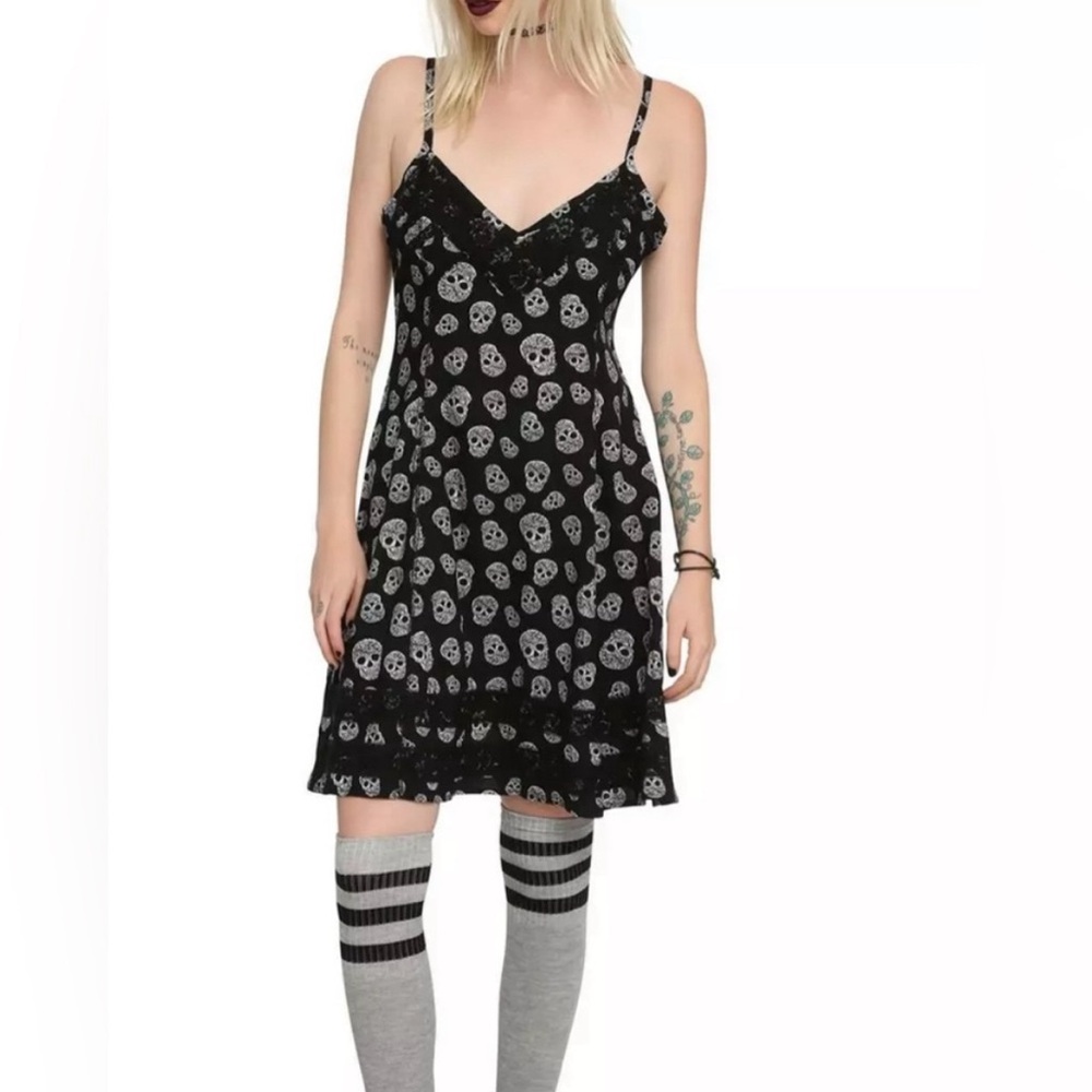 Hot Topic Gothic Grunge Halloween lace dress